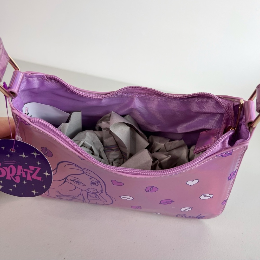 Bratz X Rude Cosmetics Makeup Bag - Picture 5 of 7